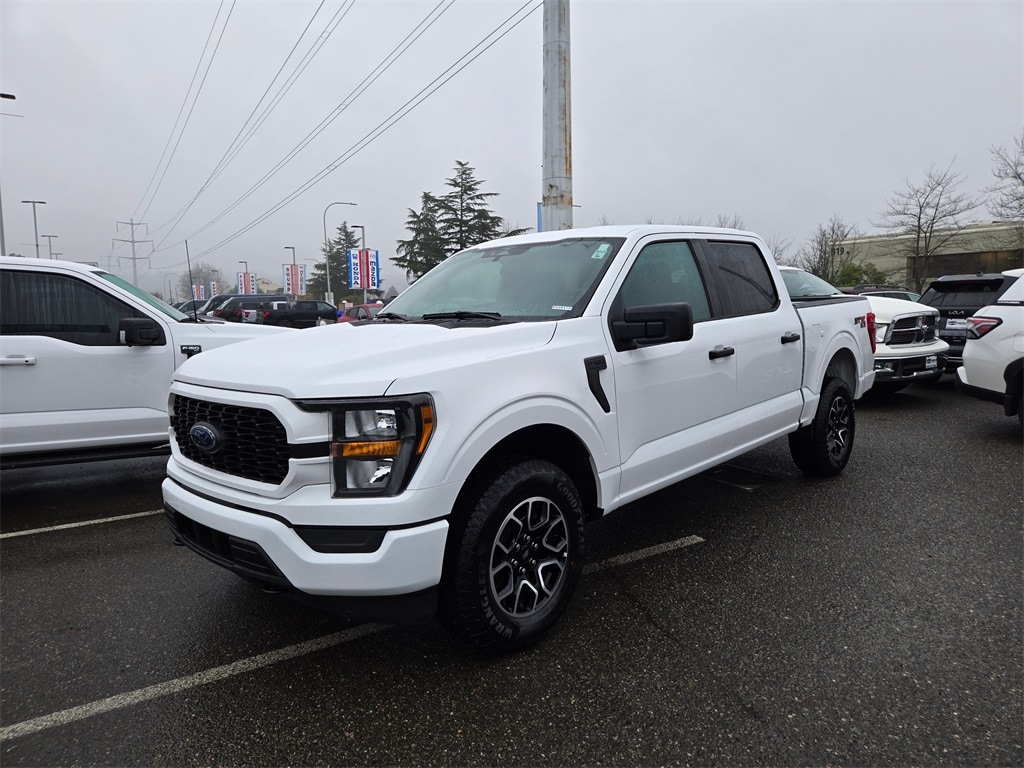 2023 Ford F-150 XL's photo