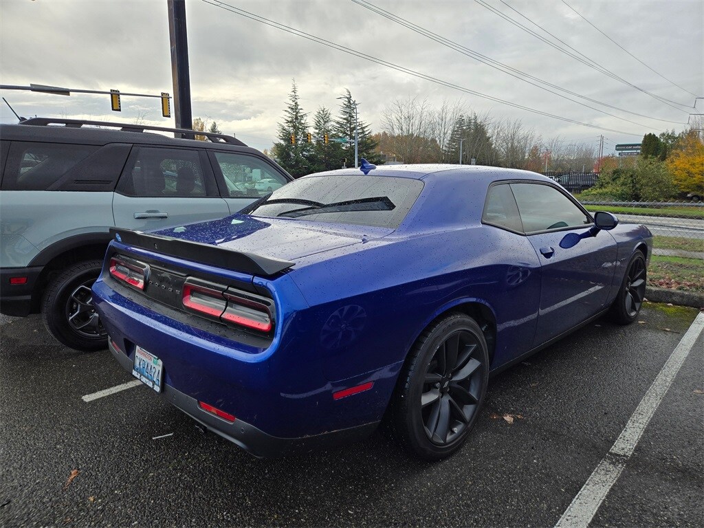 2021 Dodge Challenger R/T photo 3