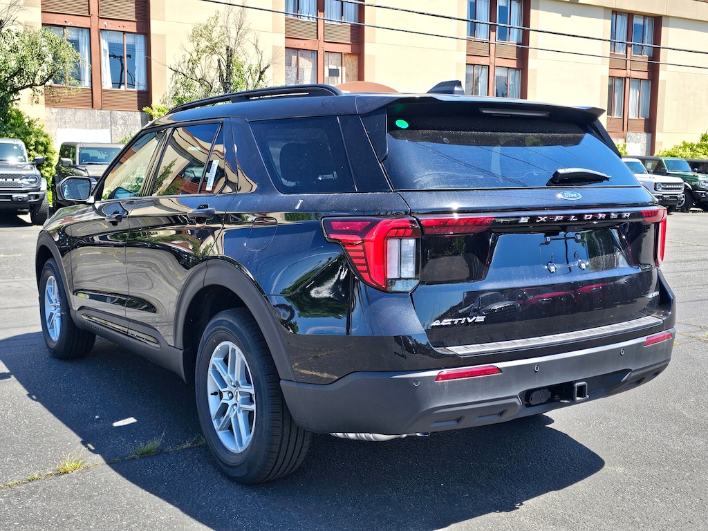 New 2026 Ford Explorer Active UT