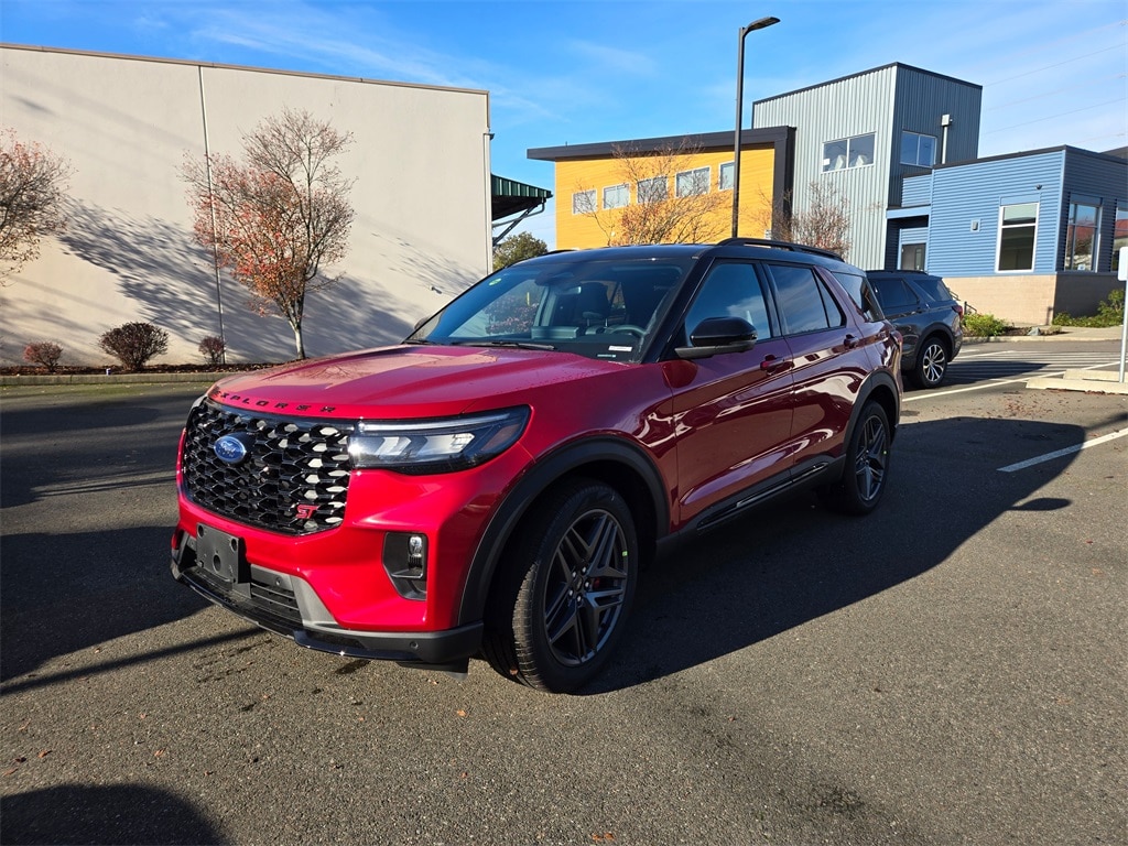 2026 Ford Explorer ST's photo