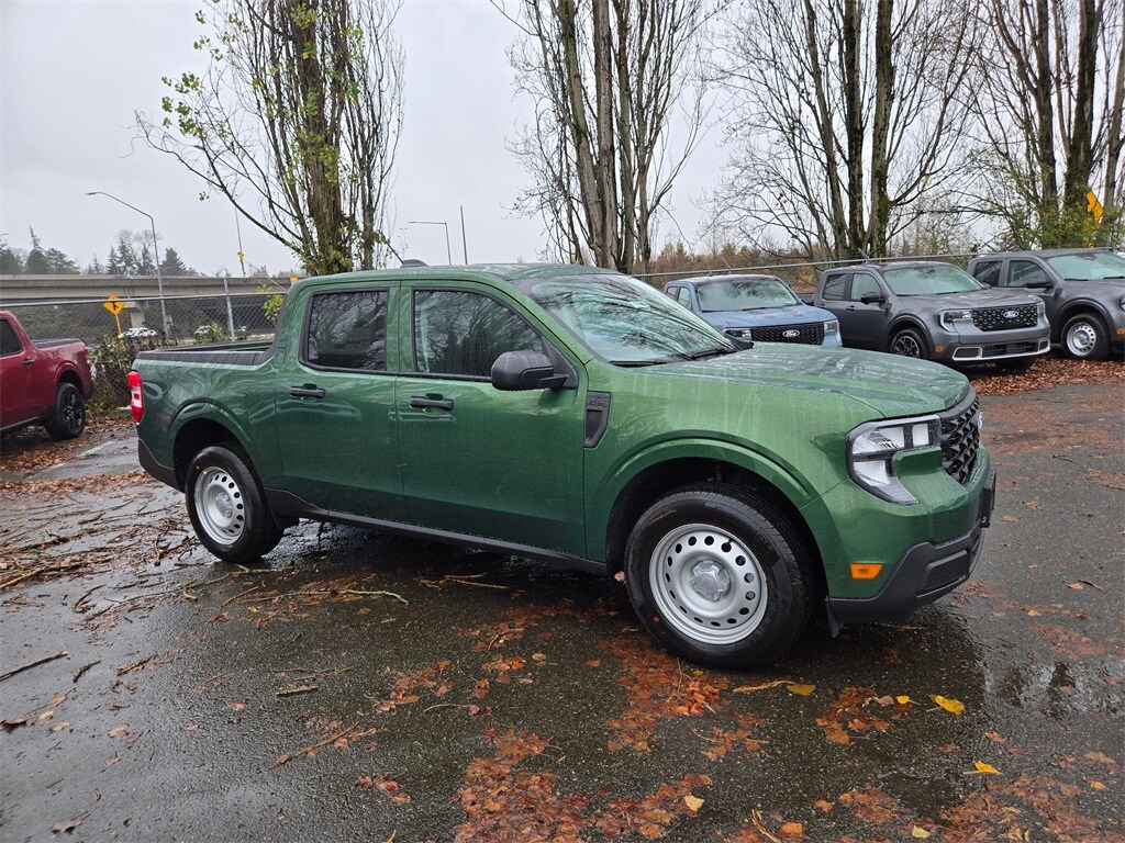 New 2025 Ford Maverick XL Truck
