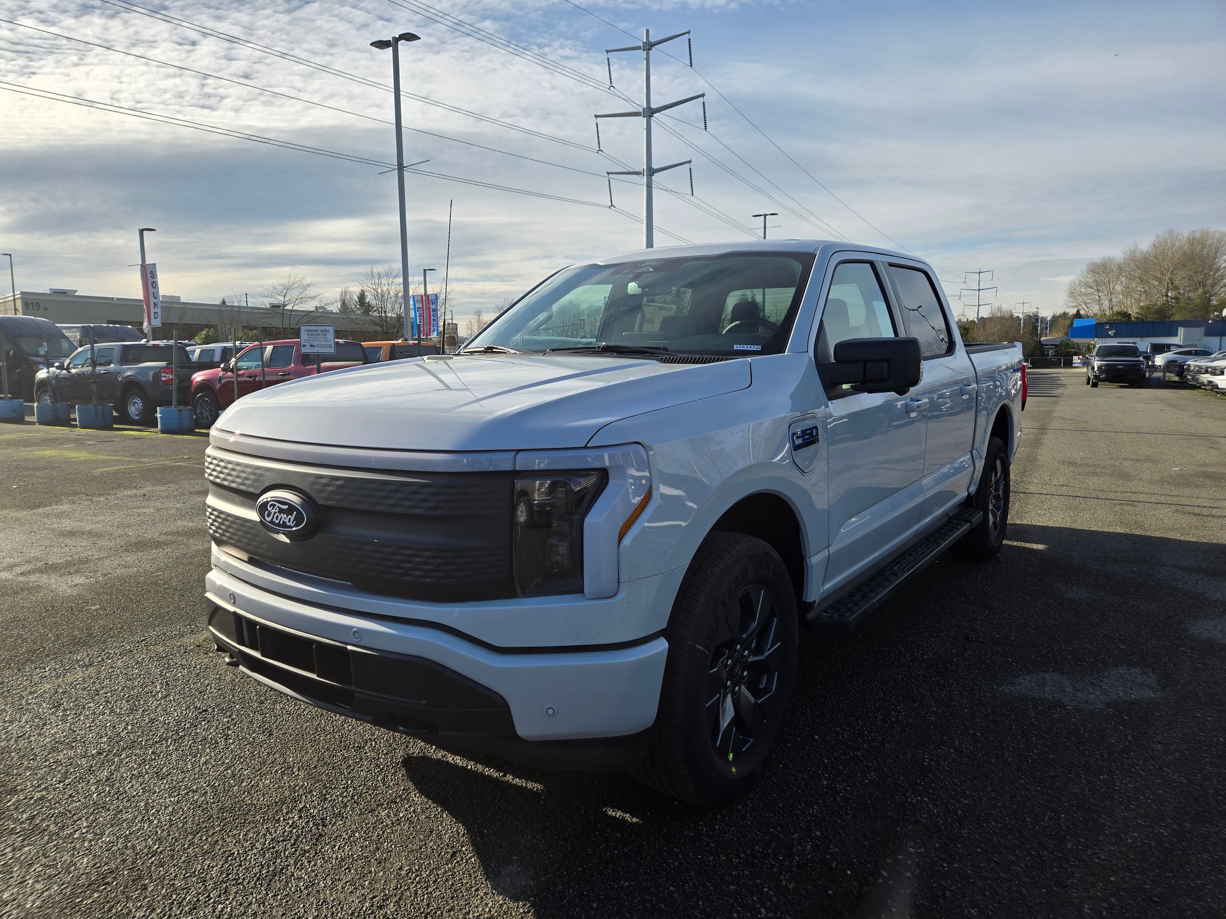 2025 Ford F-150 Lightning