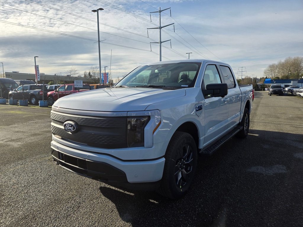 New 2025 Ford F-150 Lightning Flash PU