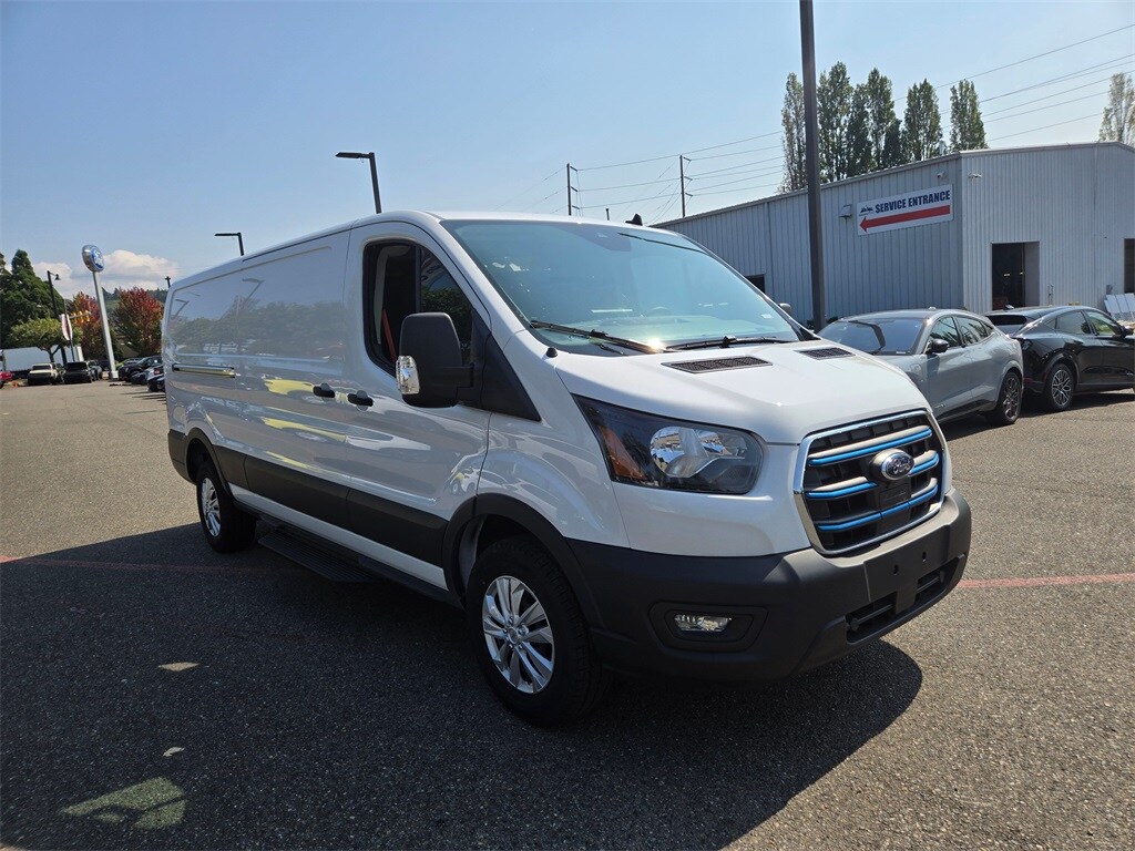 2023 Ford Transit photo 3