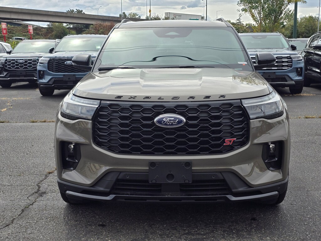 New 2026 Ford Explorer ST UT