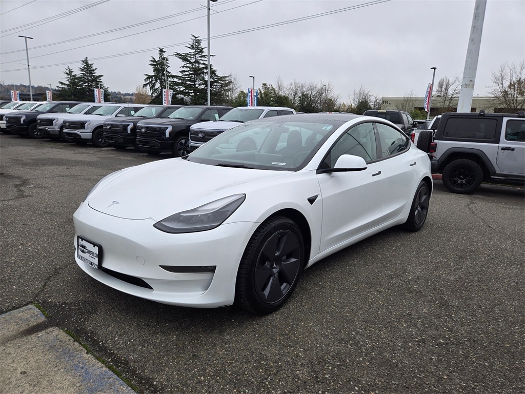 2021 Tesla Model 3 Base's photo