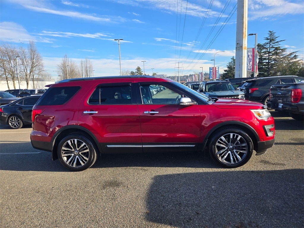 Used 2017 Ford Explorer Platinum SUV