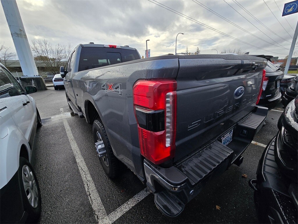 2024 Ford F-250 photo 4