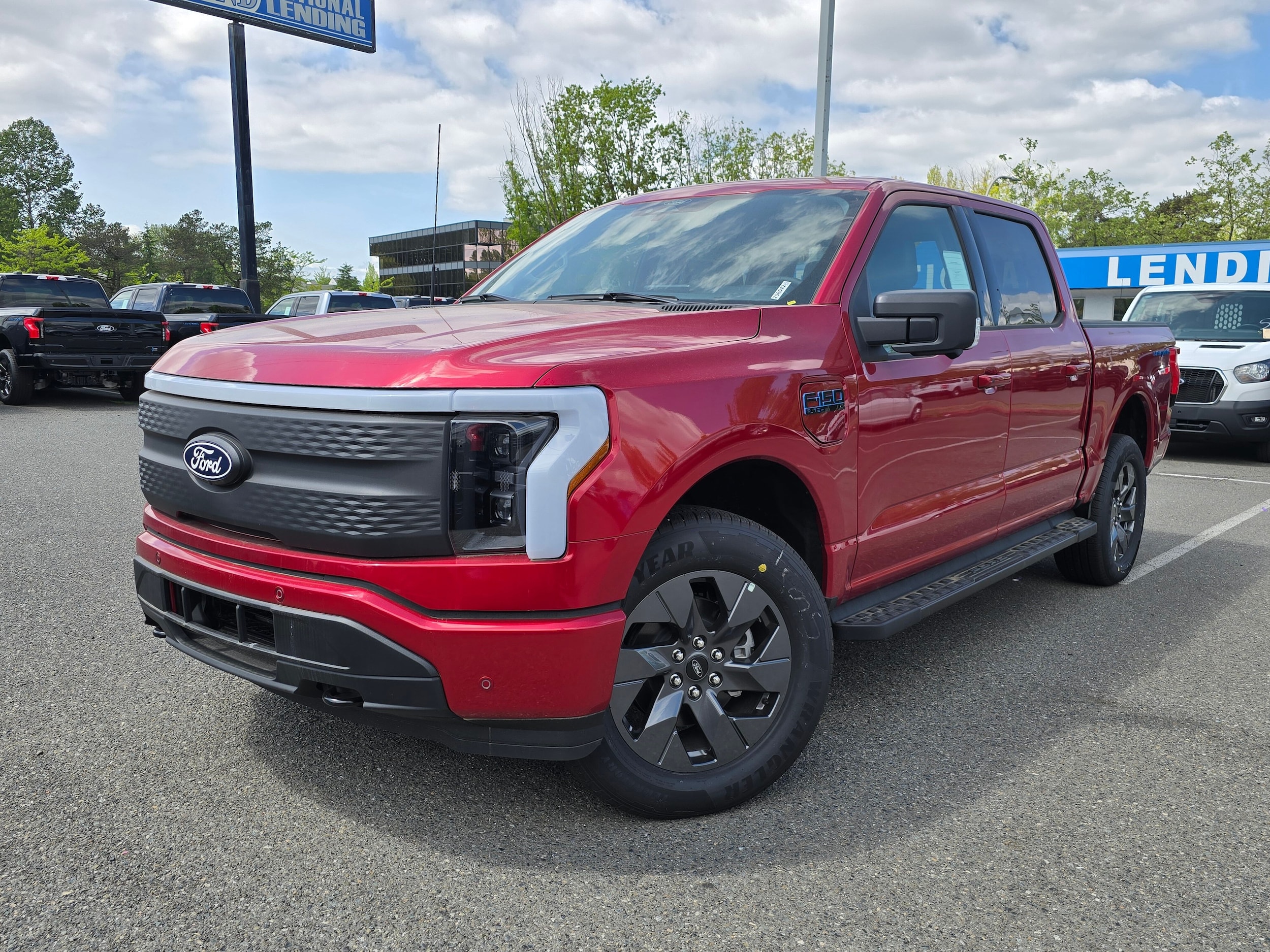 2025 Ford F-150 Flash 4x4 SuperCrew 5-1/2 Box's photo