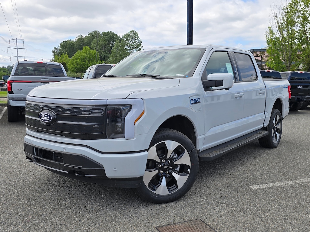 New 2025 Ford F-150 Lightning Platinum PU