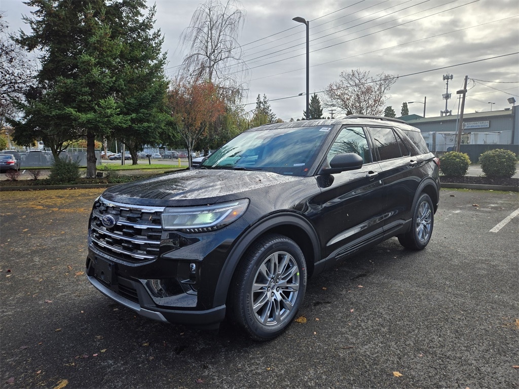 2026 Ford Explorer Active's photo