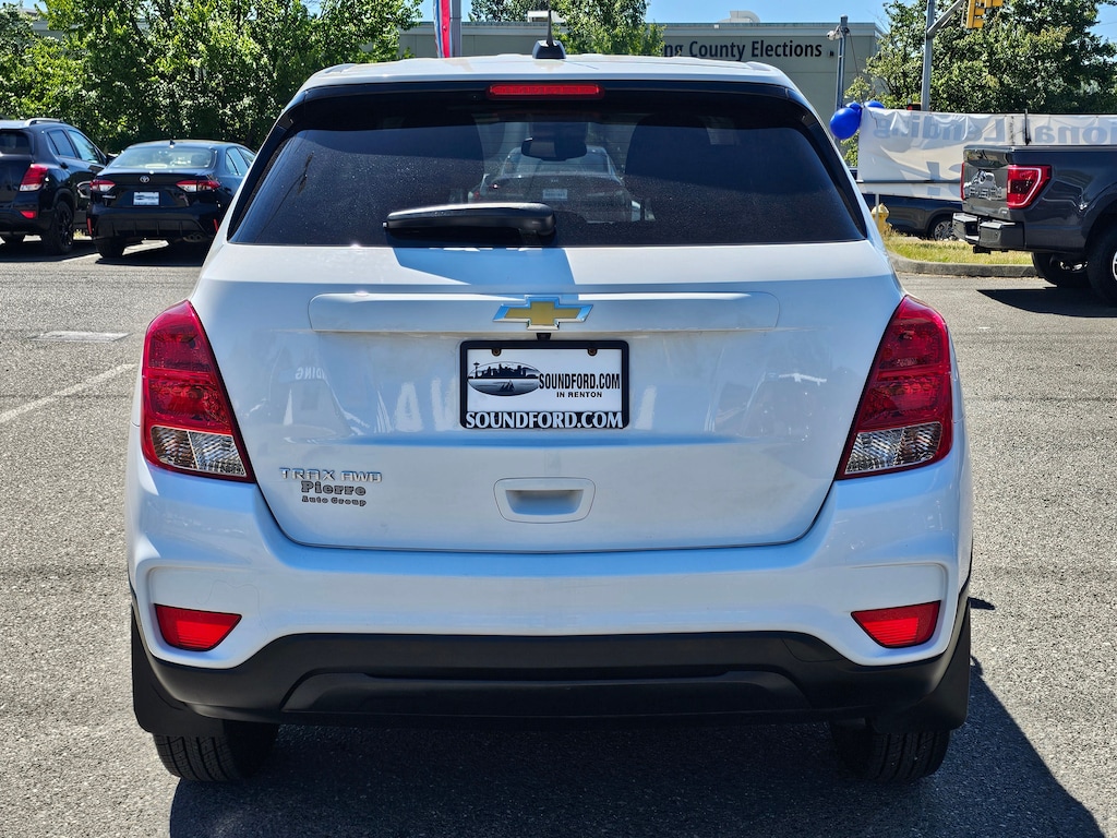 Used 2022 Chevrolet Trax LS