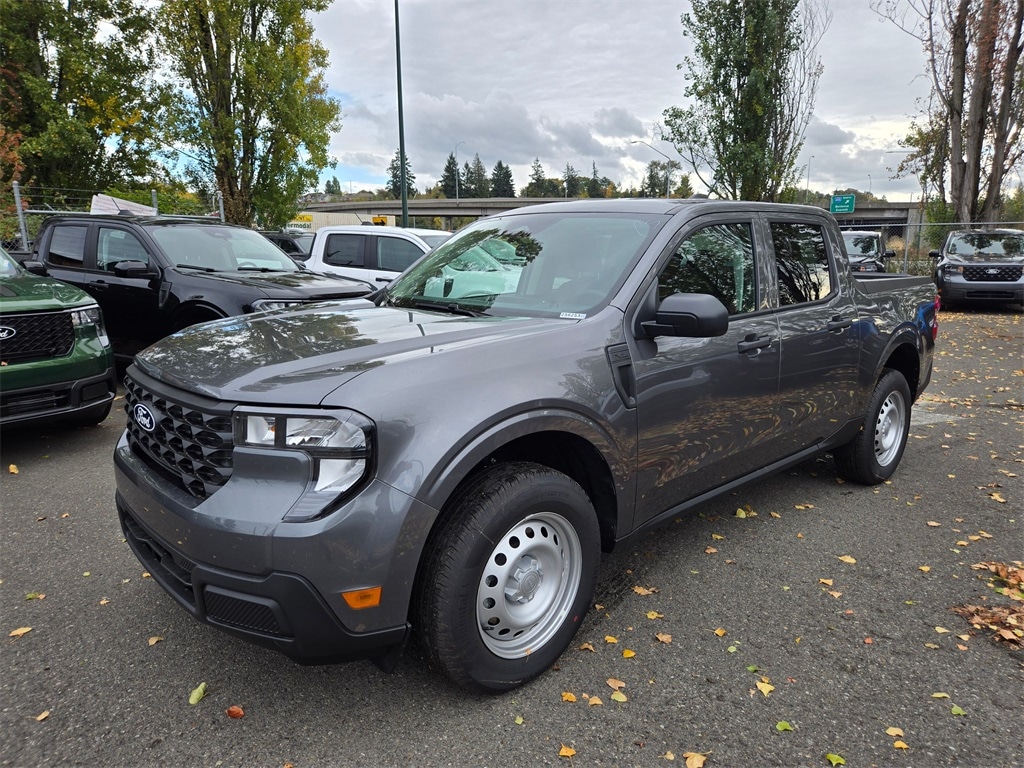 New 2025 Ford Maverick XL Truck