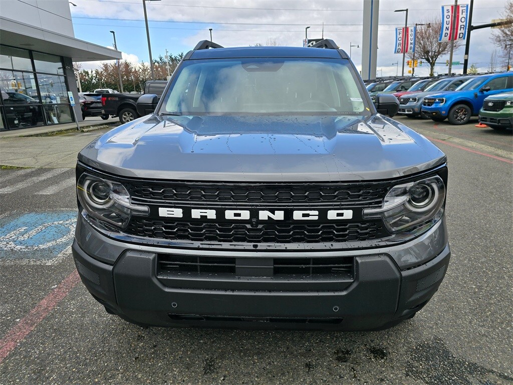 2025 Ford Bronco Sport Outer Banks photo 2