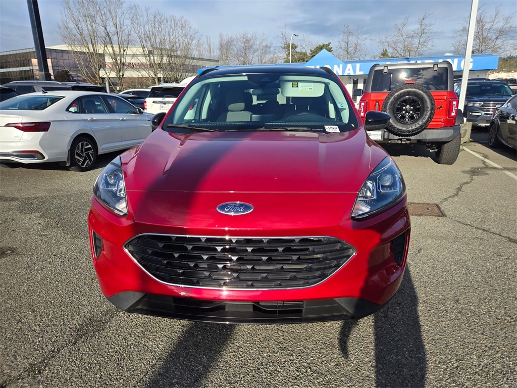 Used 2022 Ford Escape SE SUV