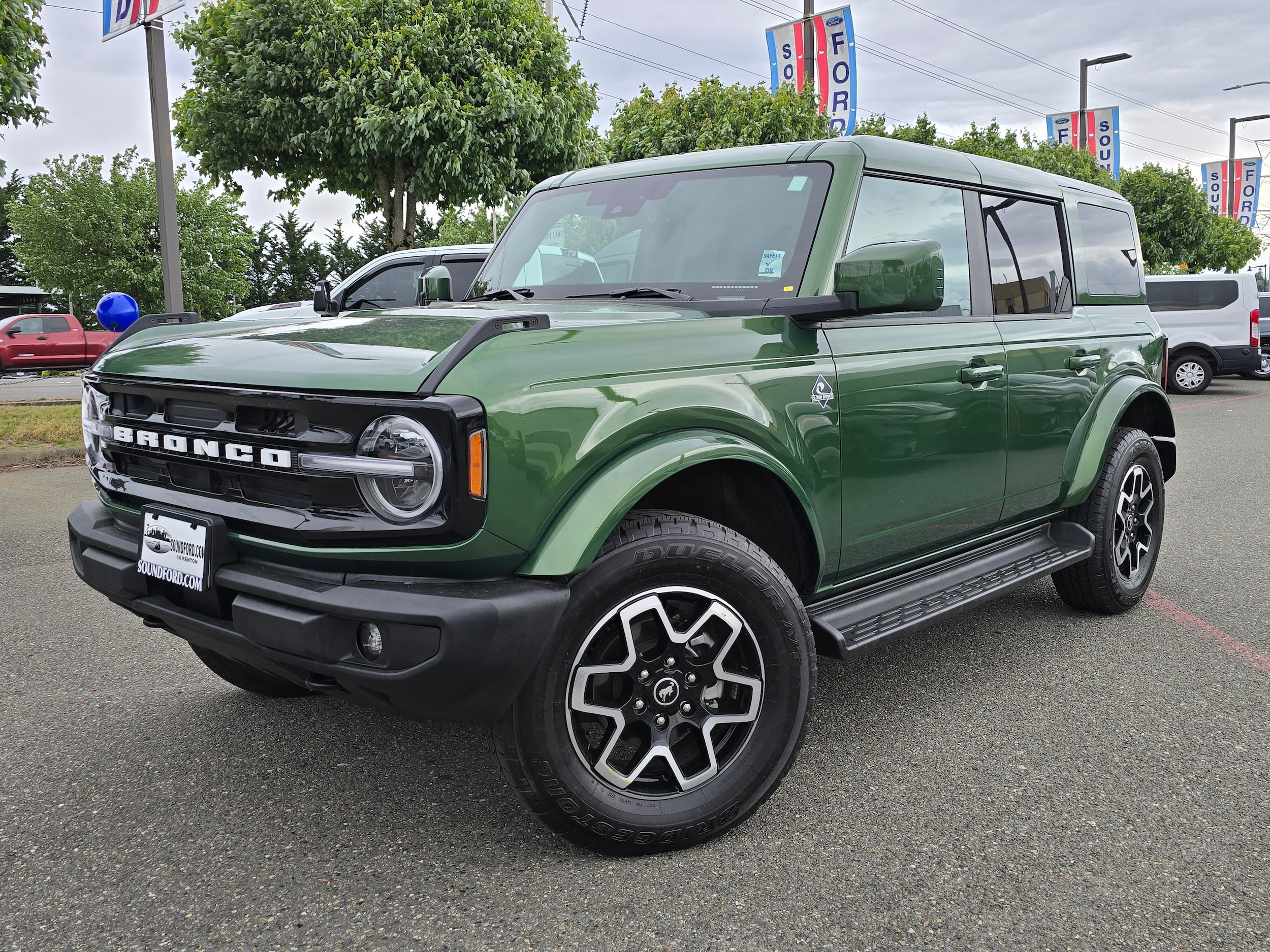 2025 Ford Bronco Outer Banks 4x4's photo