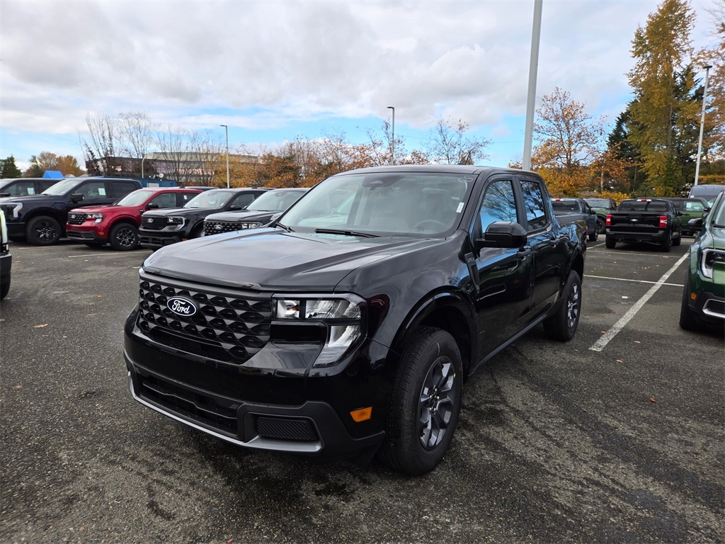 2025 Ford Maverick XLT's photo