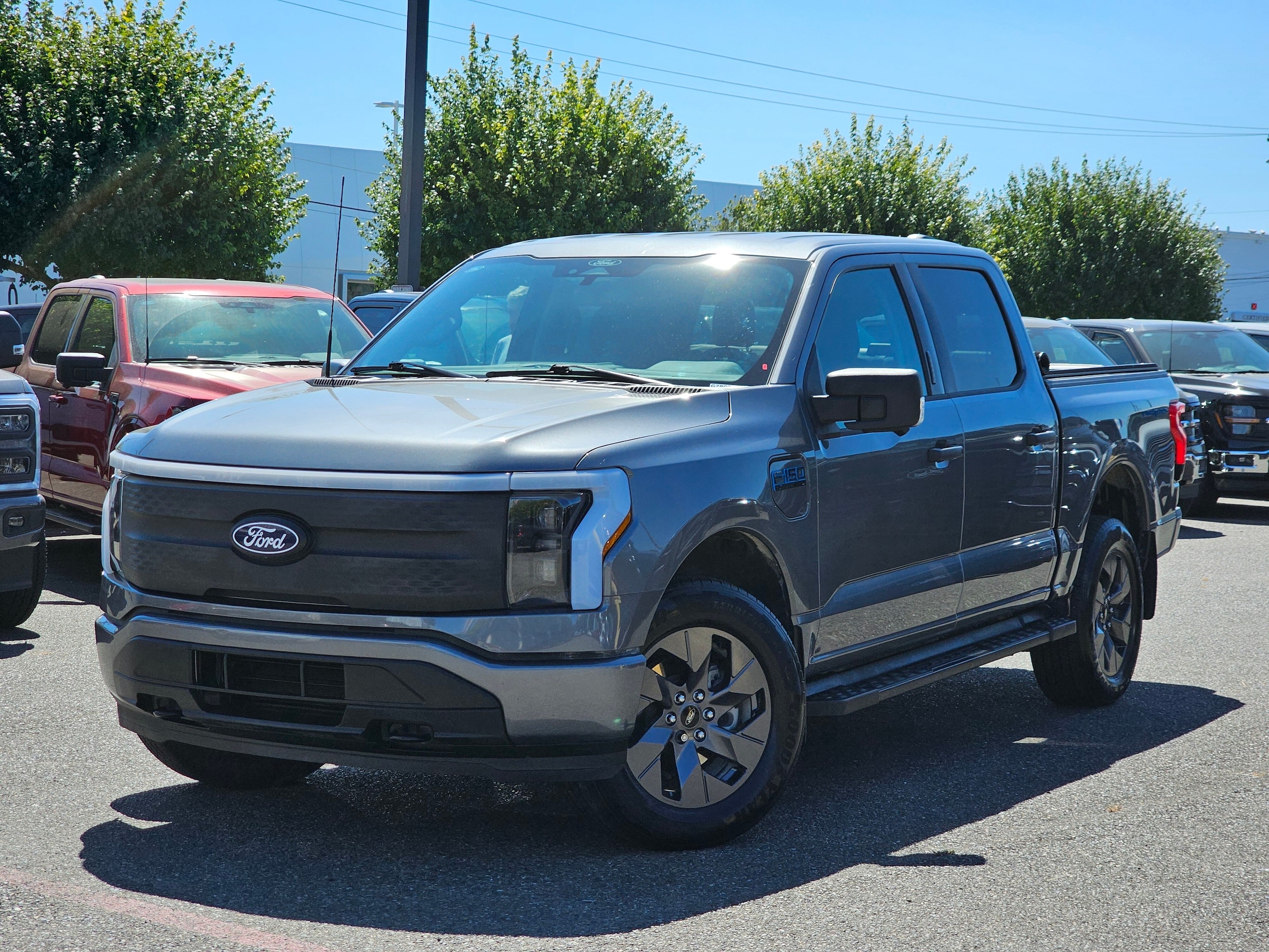 2024 Ford F-150 Lightning PU 