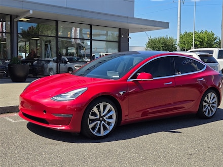 2018 Tesla Model 3 Long Range Sedan