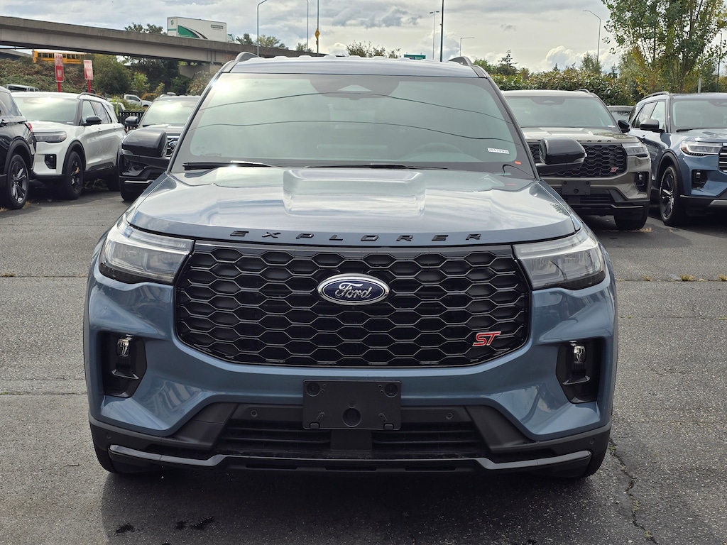 New 2026 Ford Explorer ST UT