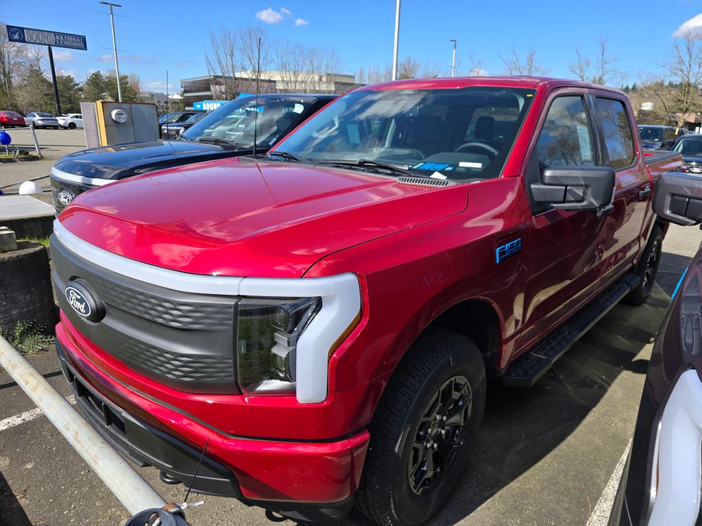 2025 Ford F-150 Lightning Truck 