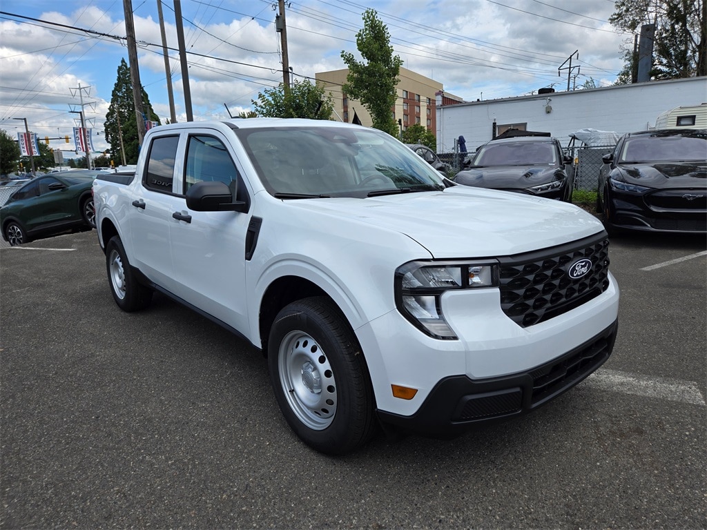 New 2025 Ford Maverick XL Truck