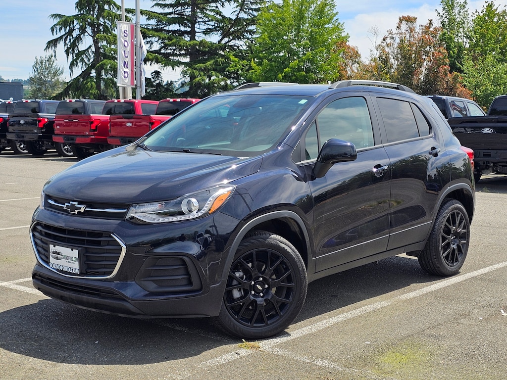 Used 2021 Chevrolet Trax LT UV