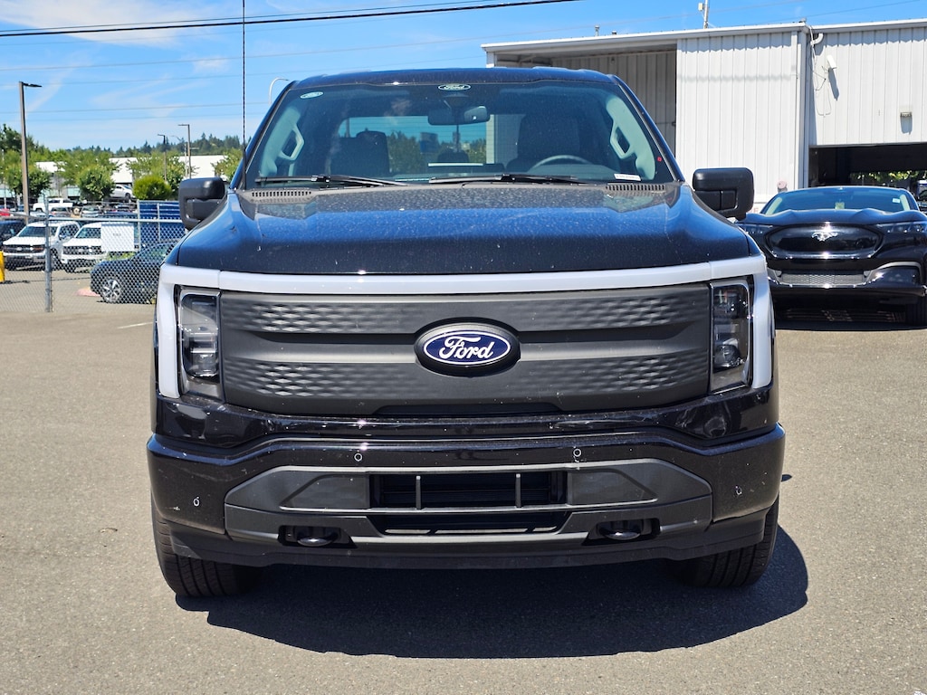 New 2025 Ford F-150 Lightning Flash PU