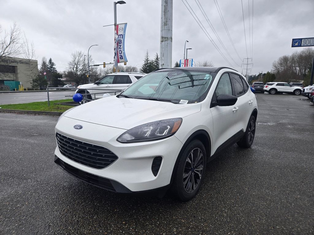 Used 2022 Ford Escape SE SUV