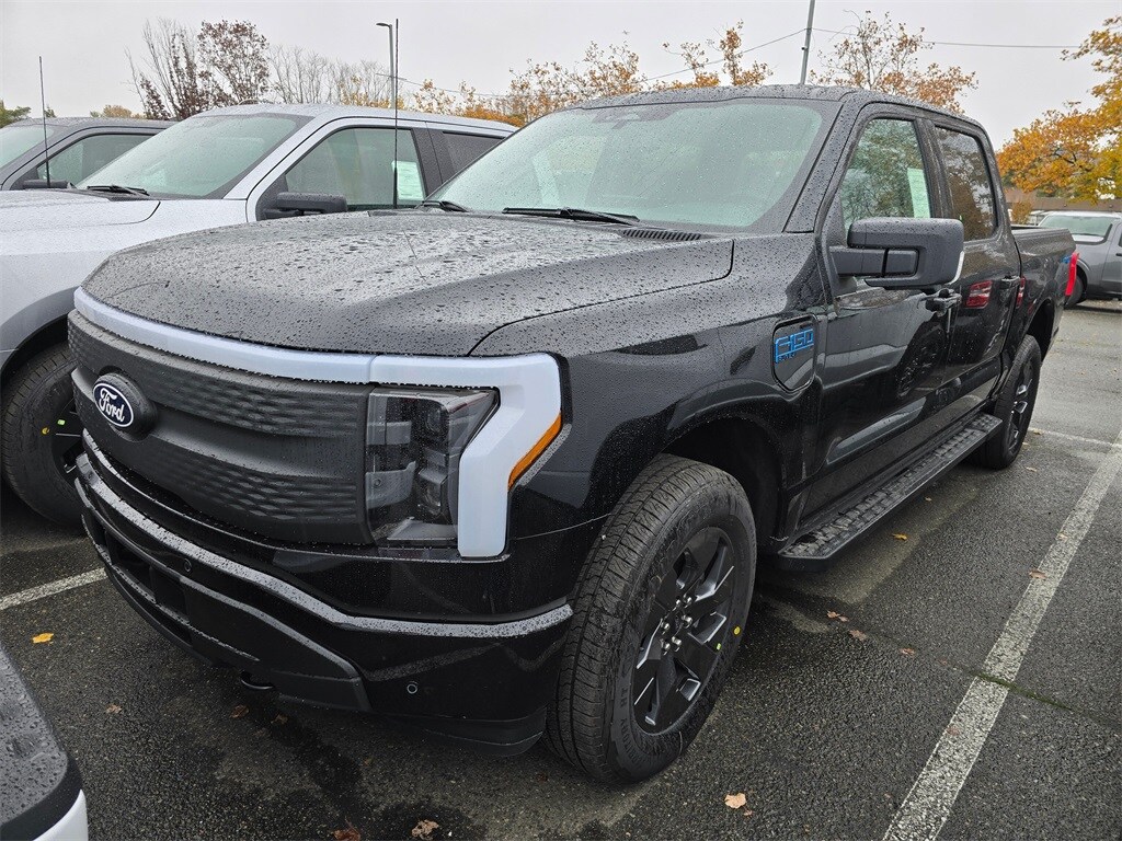 New 2025 Ford F-150 Lightning Flash TRUCK