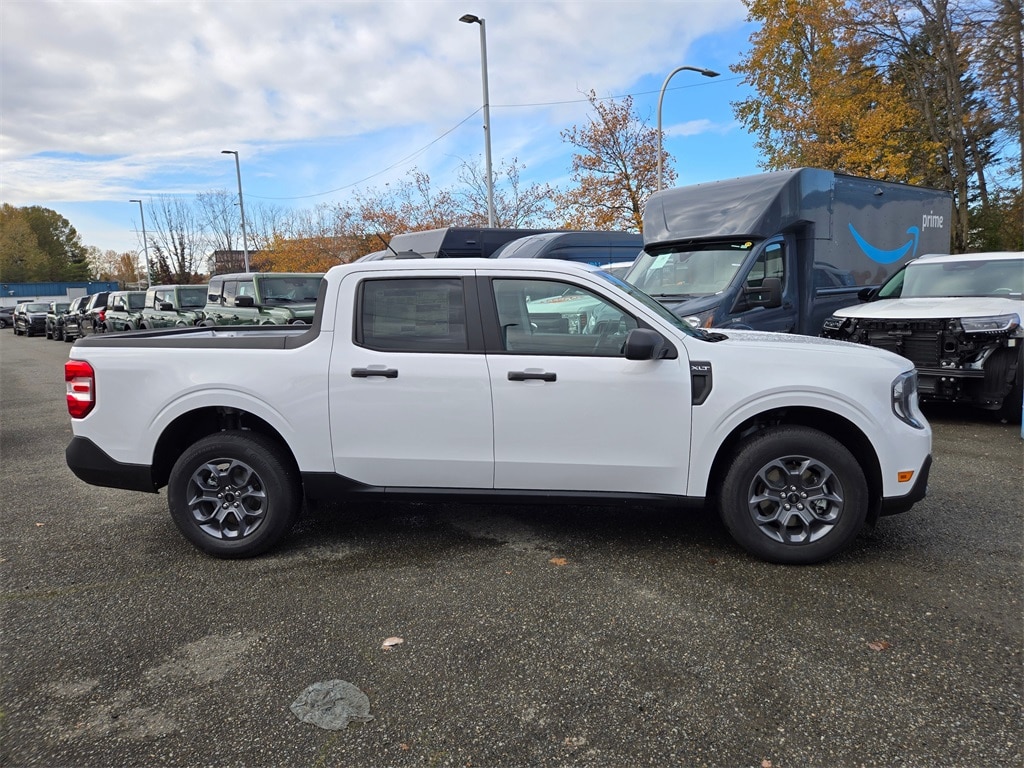 New 2025 Ford Maverick XLT Truck