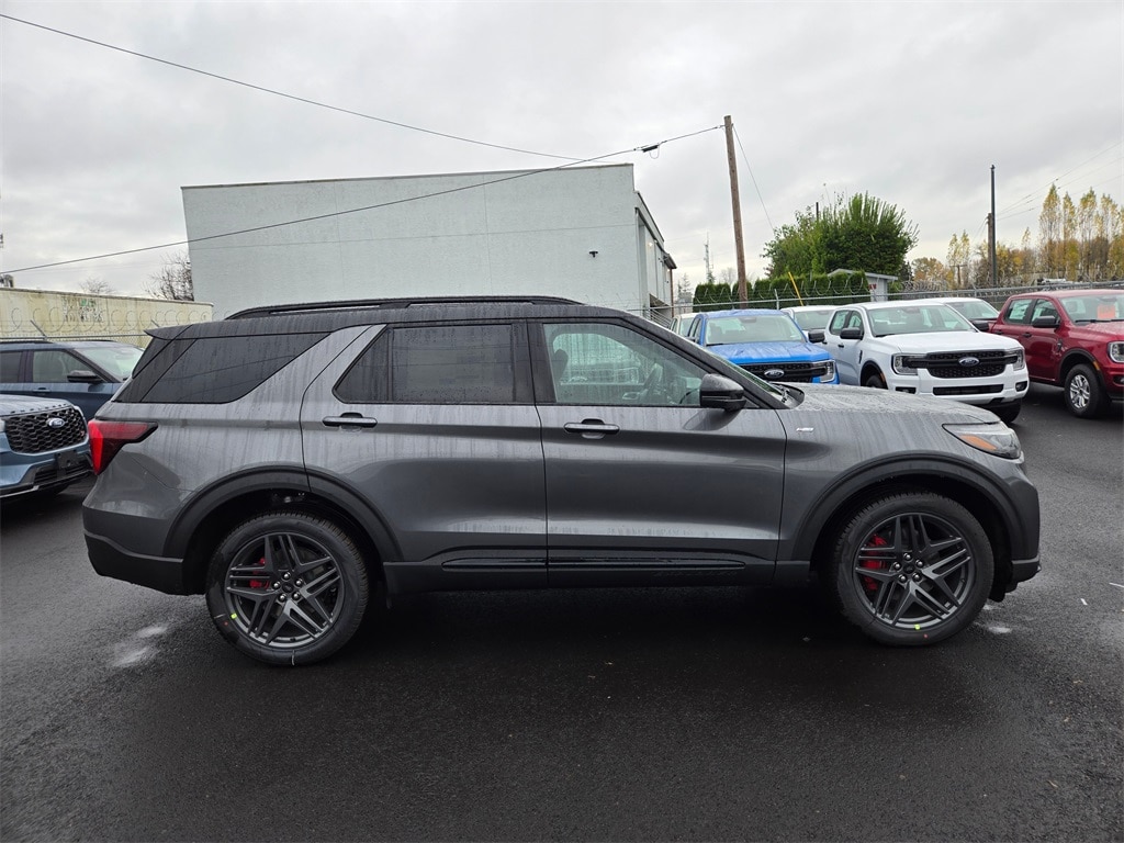 New 2026 Ford Explorer ST-Line SUV