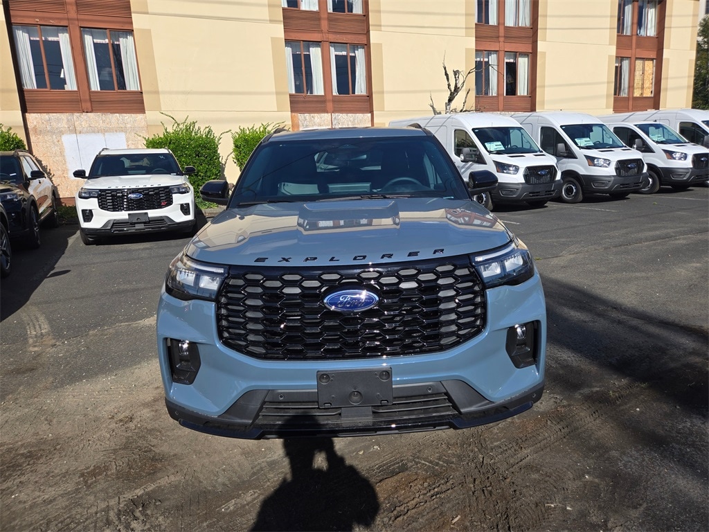New 2025 Ford Explorer ST-Line SUV