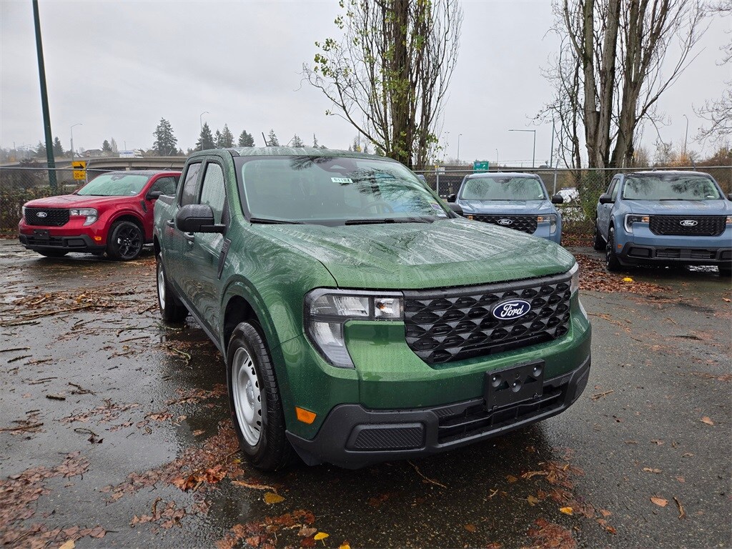New 2025 Ford Maverick XL Truck
