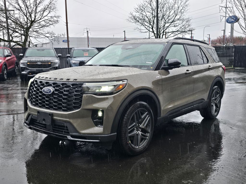 2026 Ford Explorer ST-LINE 4WD's photo