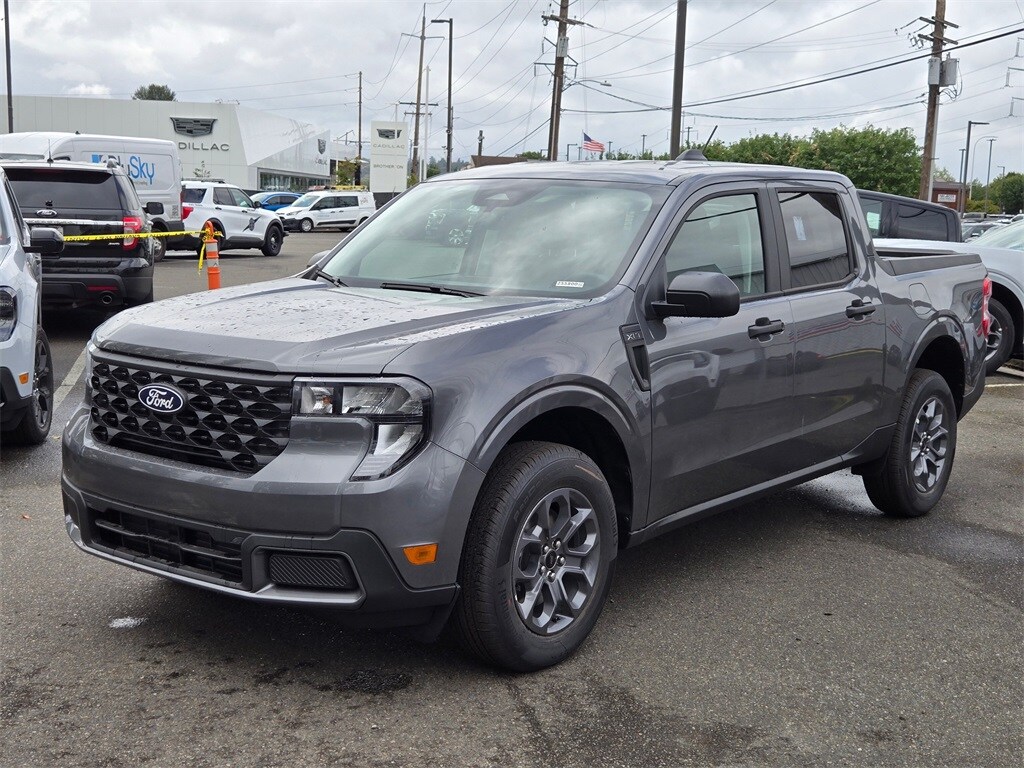 2025 Ford Maverick XLT photo 3