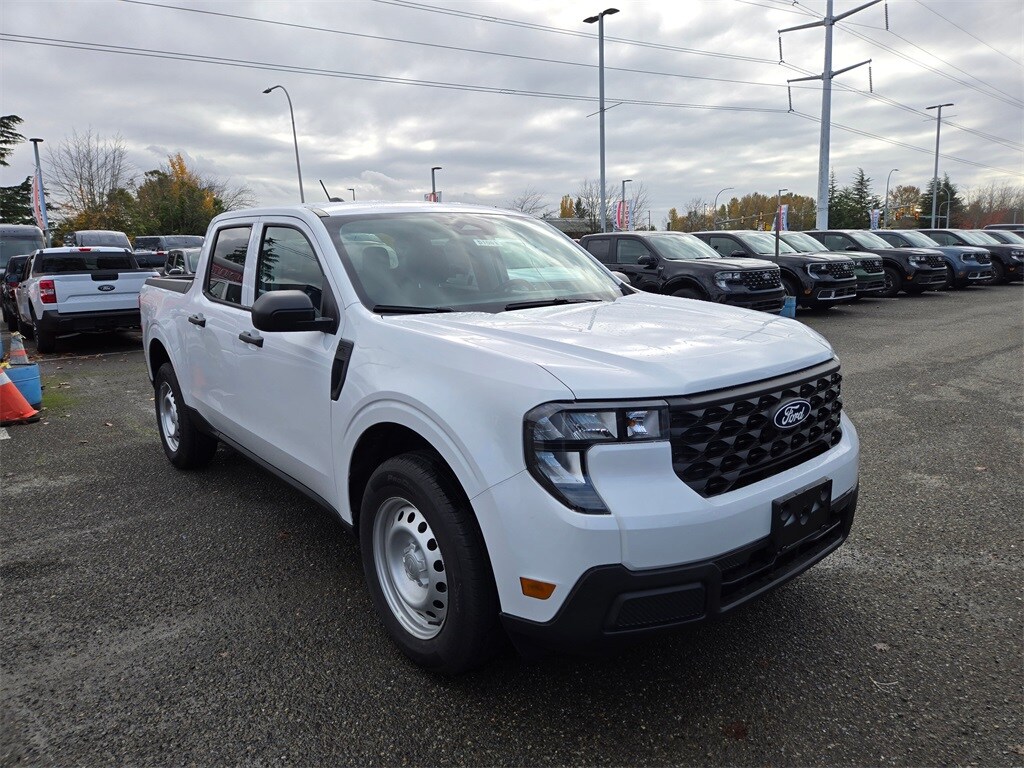 2025 Ford Maverick XL photo 3