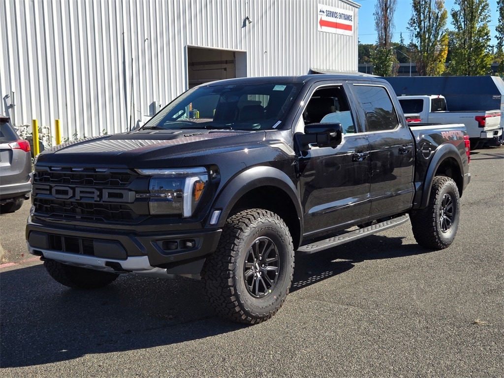 2025 Ford F-150 Raptor's photo