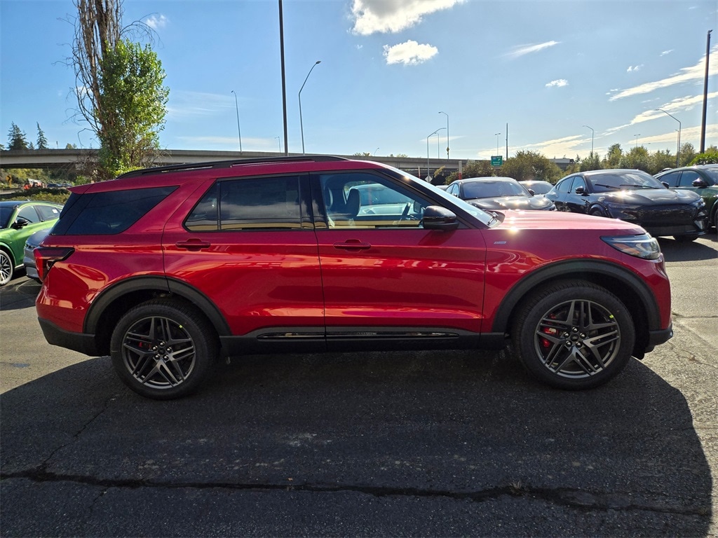 New 2025 Ford Explorer ST-Line SUV