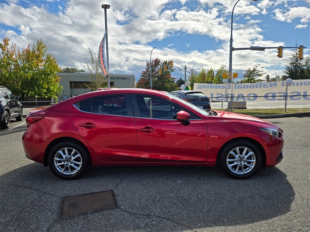 2014 Mazda Mazda3 Touring Sedan photo 4