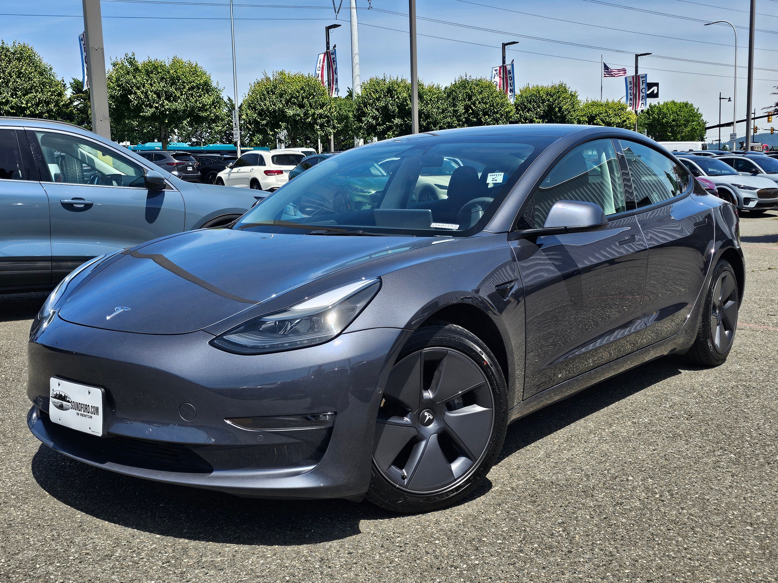 2022 Tesla Model 3 Long Range Dual Motor All-Wheel Drive's photo