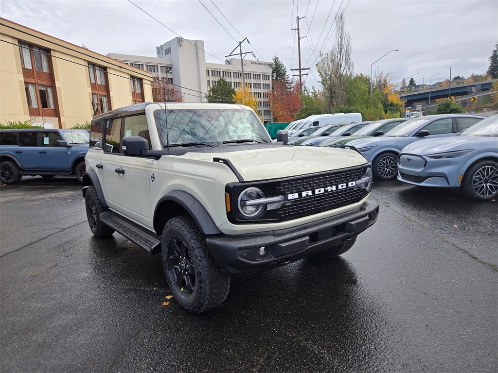 New 2025 Ford Bronco Outer Banks SUV