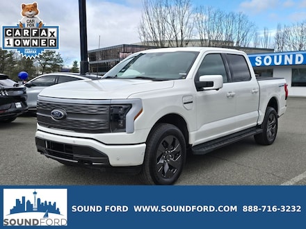 2022 Ford F-150 Lightning Lariat Crew Cab