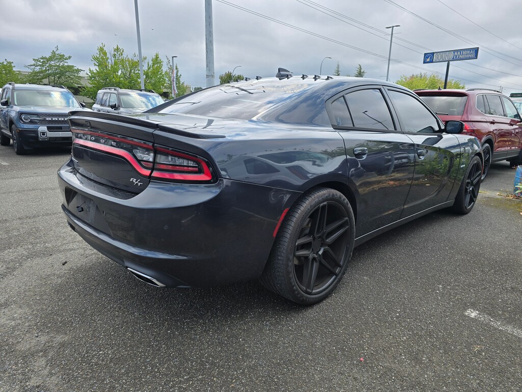 Used 2016 Dodge Charger R/T SD