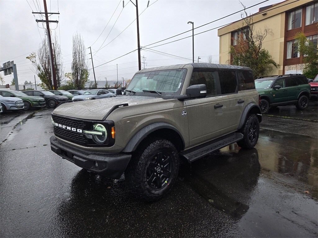 New 2025 Ford Bronco Outer Banks SUV