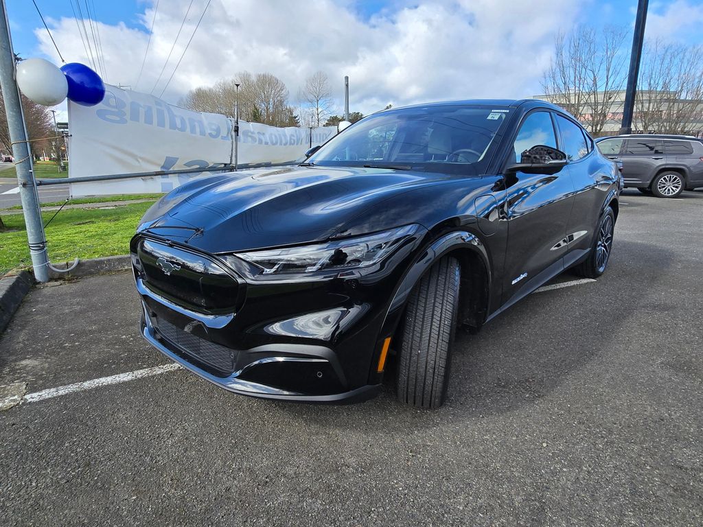 2025 Ford Mustang Mach-E SUV 