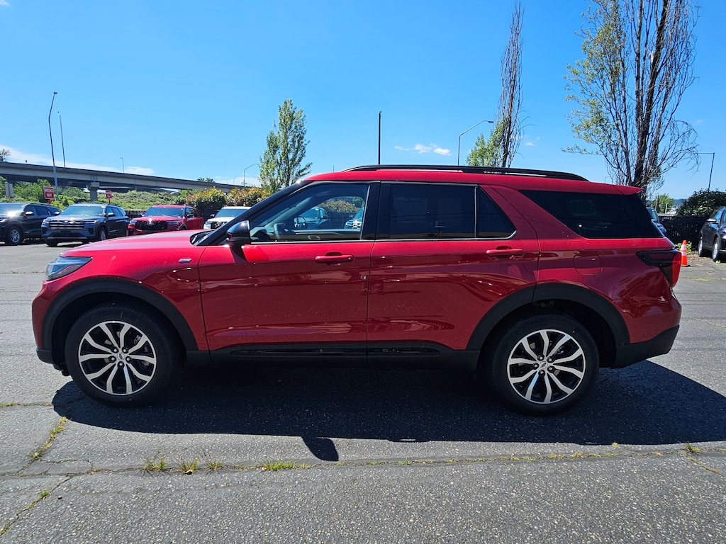 New 2026 Ford Explorer ST-Line UT