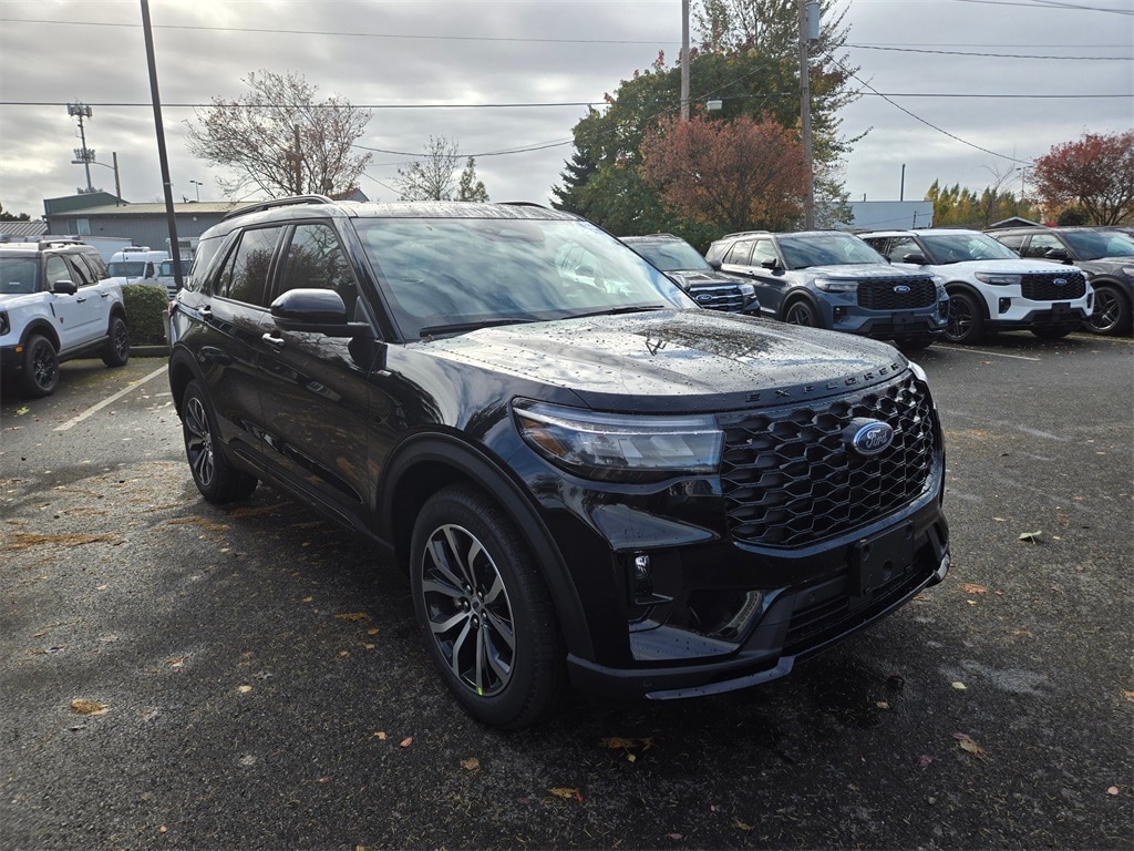 New 2026 Ford Explorer ST-Line SUV