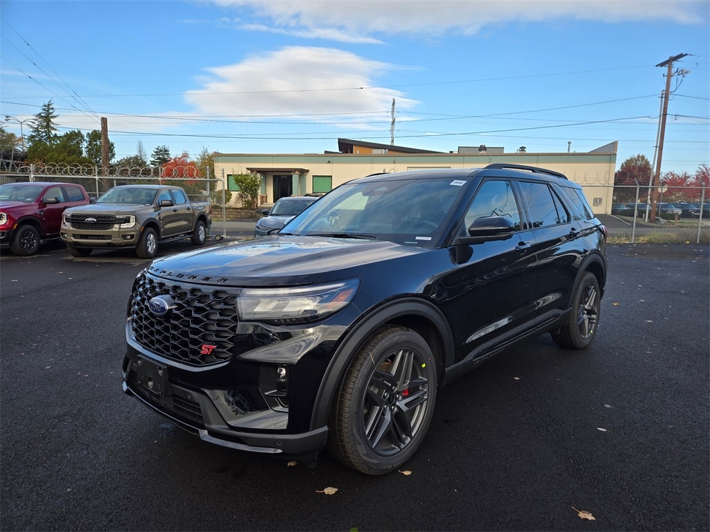 2026 Ford Explorer ST's photo