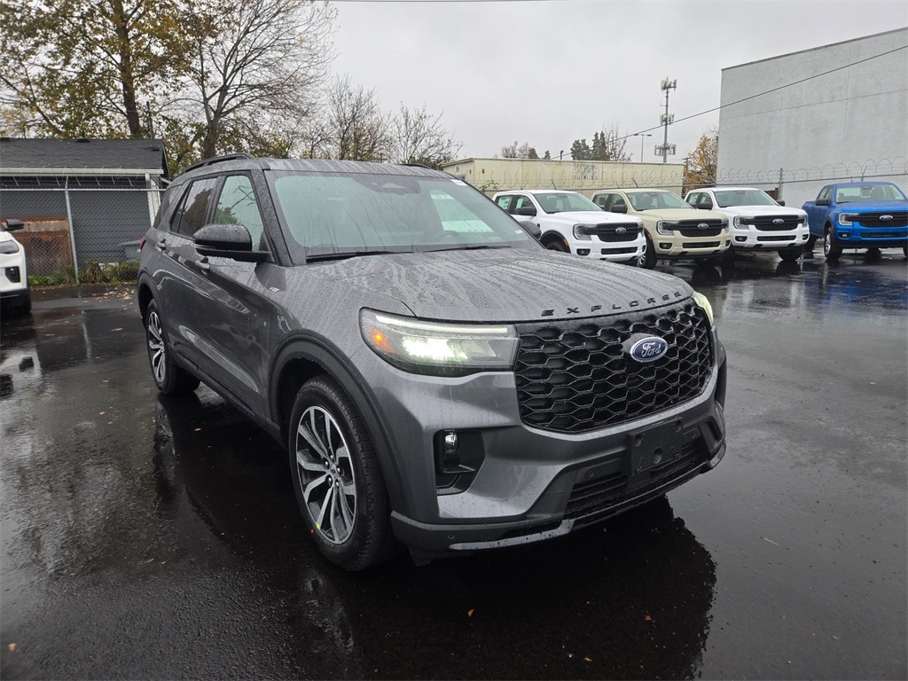 New 2026 Ford Explorer ST-Line SUV